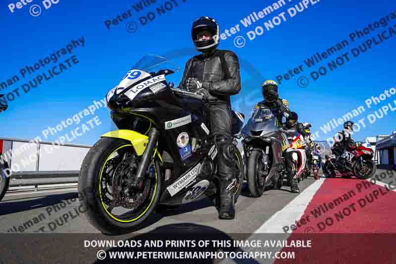 cadwell no limits trackday;cadwell park;cadwell park photographs;cadwell trackday photographs;enduro digital images;event digital images;eventdigitalimages;no limits trackdays;peter wileman photography;racing digital images;trackday digital images;trackday photos